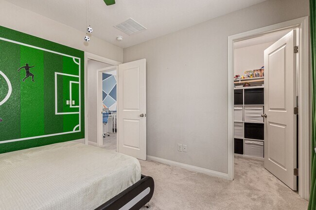 Building Photo - MODERN DESIGNED 4-BED, 3-BATH HOME IN SOUT...