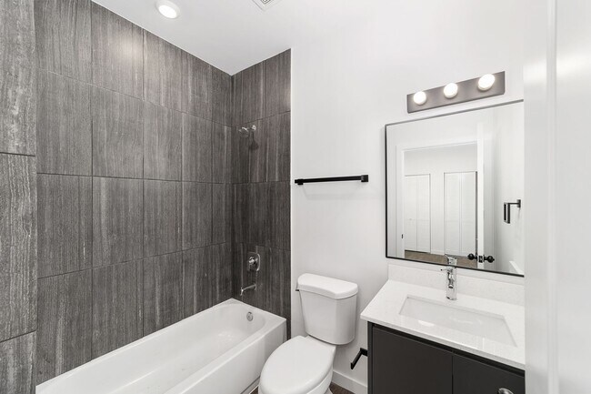 Building Photo - Eagle Trace 1591 #8