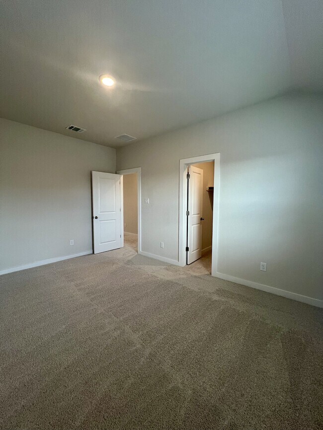 Building Photo - 14426 Daphne Bnd