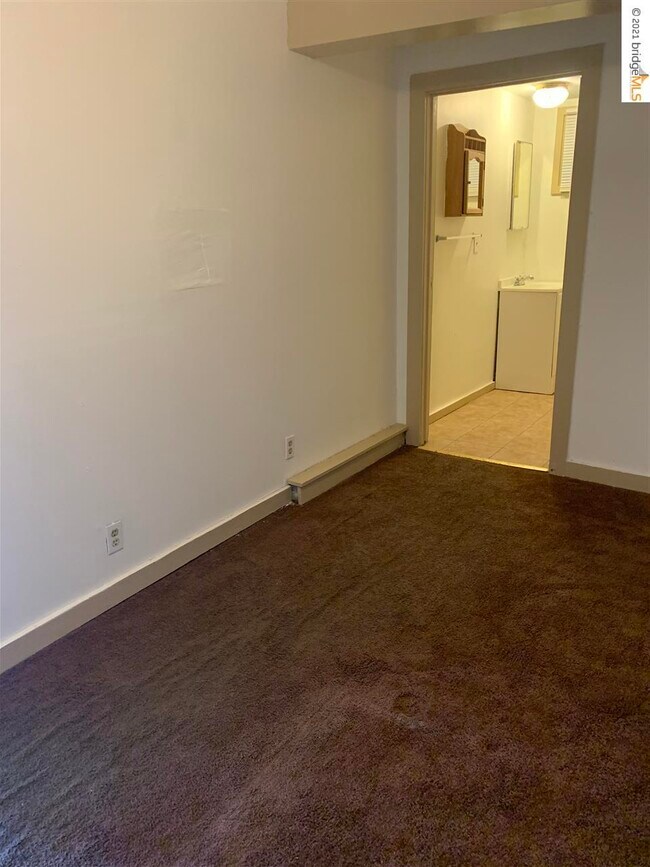 Building Photo - 4500 San Carlos Ave