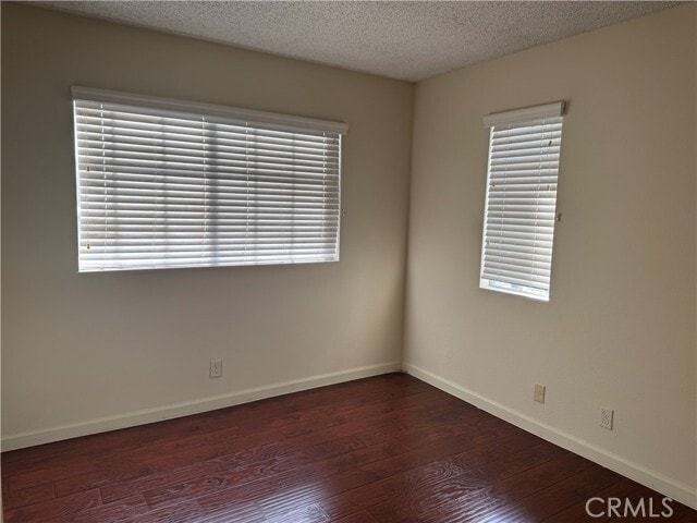 Building Photo - 836 S Sierra Vista Ave