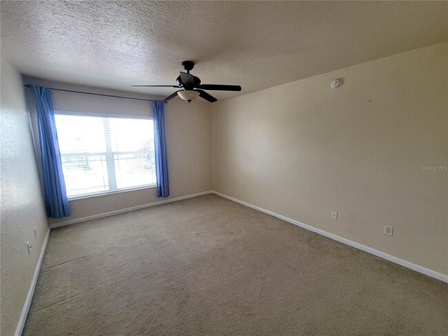 Building Photo - 4555 SW 52nd Cir