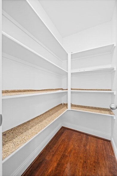 Building Photo - 422 Stoneridge Dr