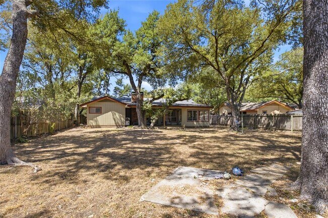 Building Photo - 13319 Water Oak Ln