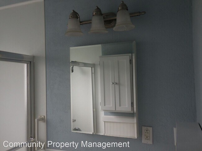 Building Photo - 3 br, 1 bath House - 914  Clatsop Ave