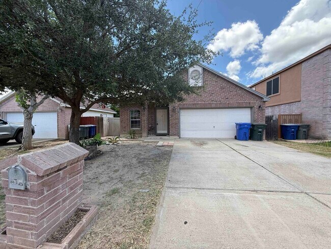 Building Photo - 2103 Dorado Dr