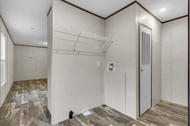 Building Photo - 108 Gladewood Cir