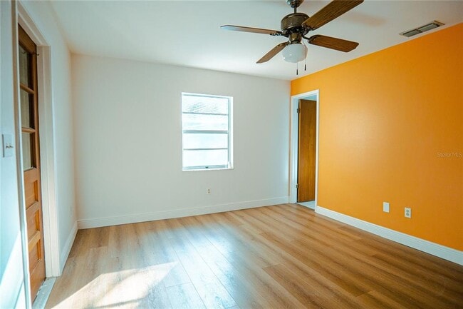 Building Photo - 1262 Jeffords St