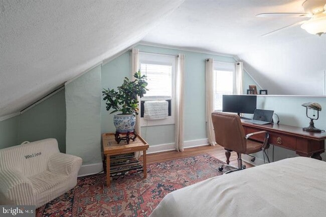 Building Photo - 229 Benezet St