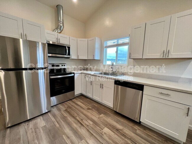 Primary Photo - 1601 Hilby Ave