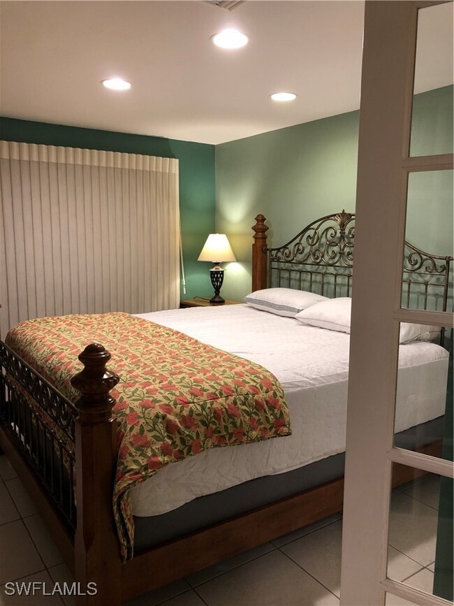 Building Photo - 550 Forest Hills Blvd