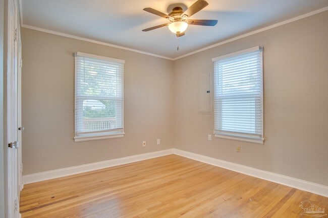 Building Photo - 2303 N 20th Ave