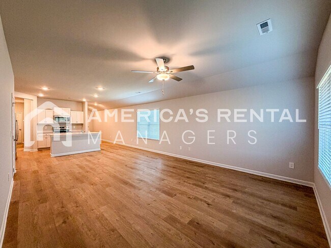 Building Photo - 4032 River Bend Rd