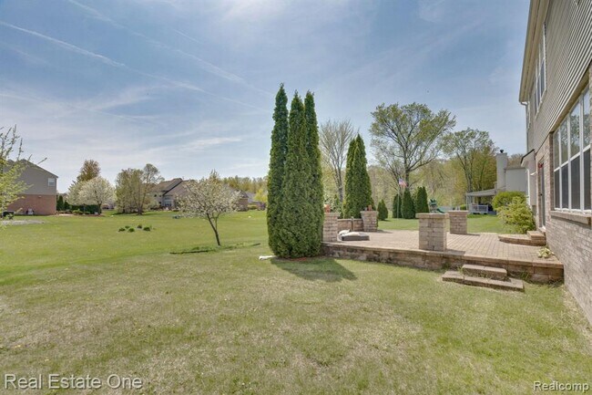 Building Photo - 14864 Liri Dr