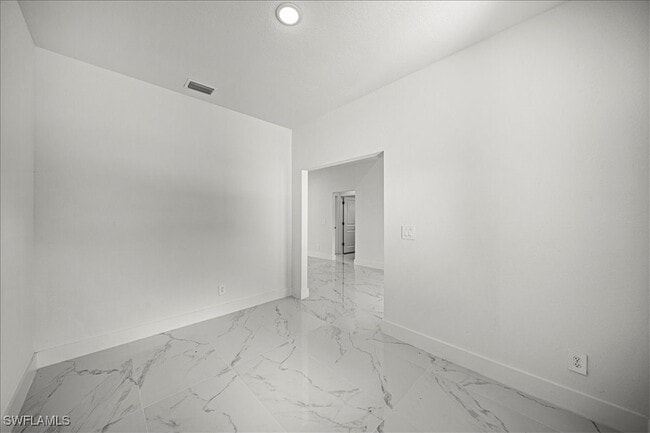 Building Photo - 3315 67th St W