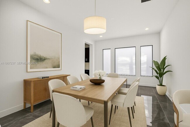 Building Photo - 8215 Crystal Downs Ave