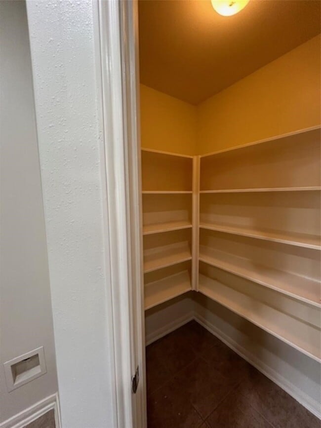 Building Photo - 13046 Echo Landing Dr