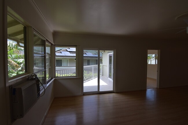 Building Photo - Lower Manoa single family home