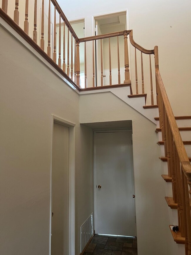 Building Photo - Elegant Executive Home Westborough SSF  5 ...