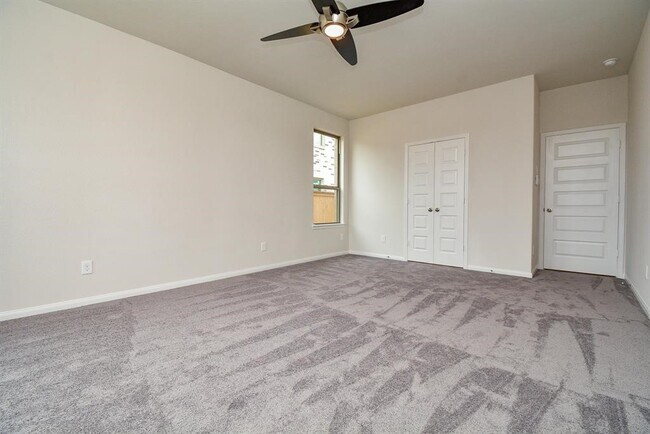 Building Photo - 923 Orange Zest Ln