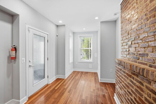Building Photo - 1513 4th St NW