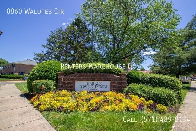 Building Photo - 8860 Walutes Cir