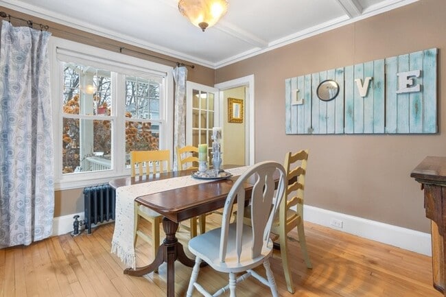 Building Photo - Classic 4BR Colonial with Porch, Gardens & Garage Near Downtown South Portland