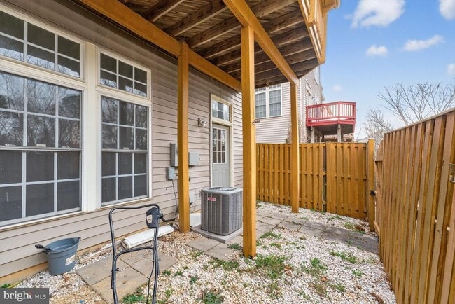 Building Photo - 6652 Debra Lu Way