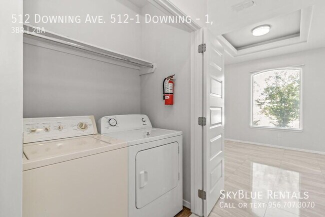 Building Photo - 512 Downing Ave