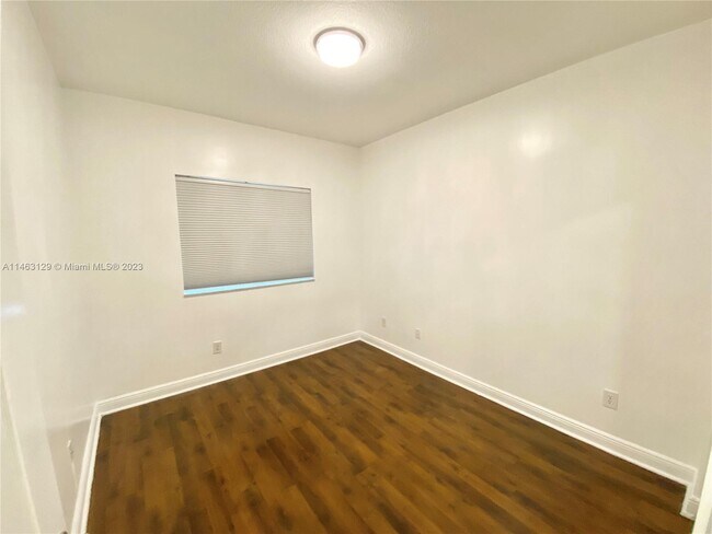 Building Photo - 10770 NW 66th St