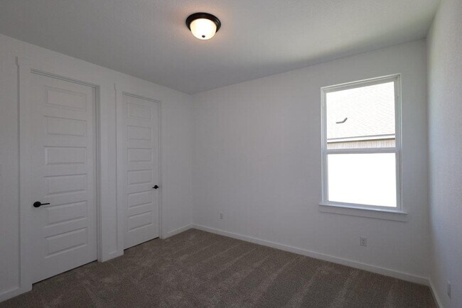 Building Photo - 2728 Cressman Cv