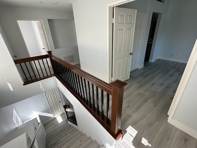 Building Photo - 10266 Wateridge Cir