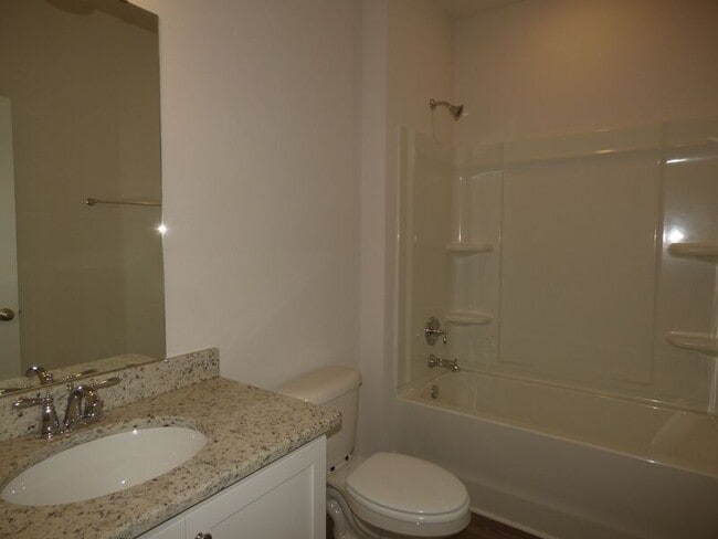 Building Photo - 5753 Danbury Blvd