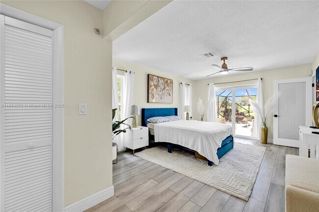 Building Photo - 5706 Guava Dr