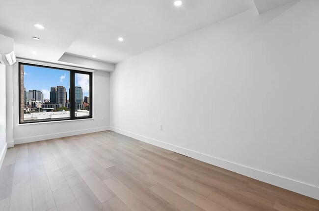 Building Photo - 215 East 124th Street