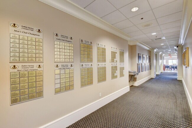 Building Photo - 5519 Fairway Park Dr