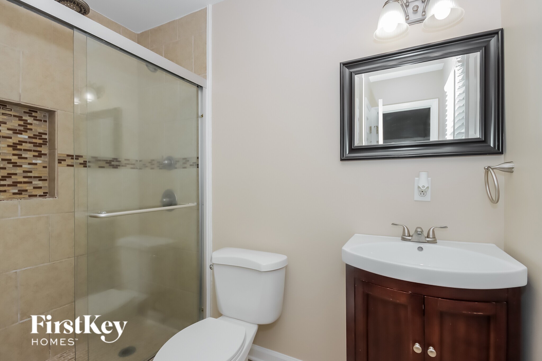 Building Photo - 226 Heritage Pl