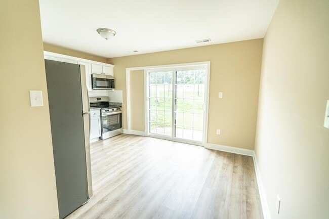 Building Photo - 30X Eudowood Ln