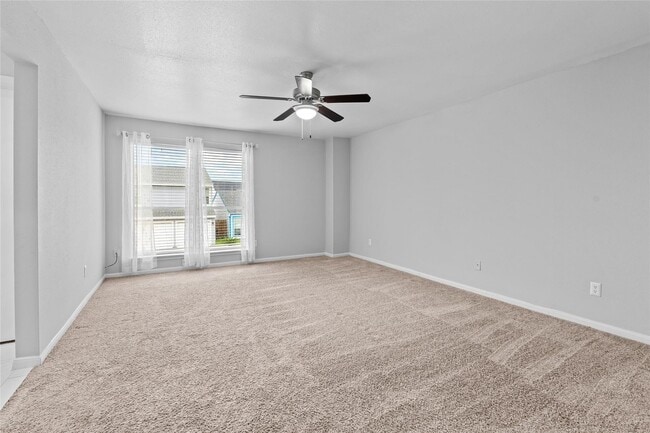 Building Photo - 10327 Gladewood Dr