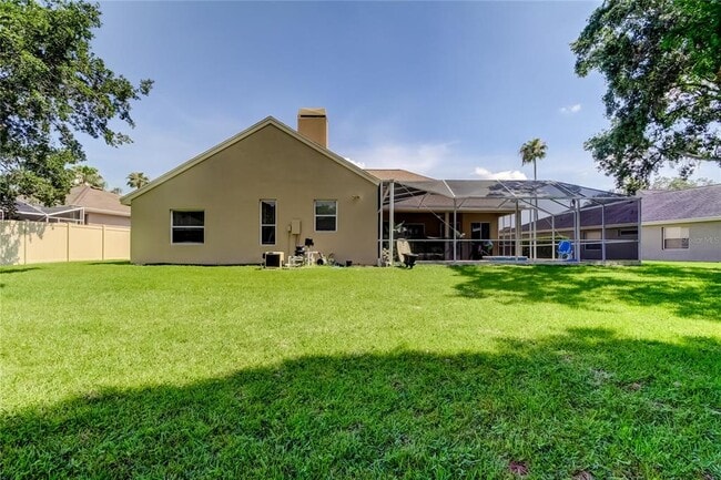 Building Photo - 11935 Middlebury Dr