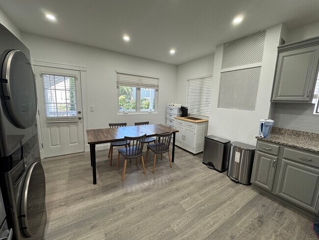 Building Photo - 7 Washburn Terrace