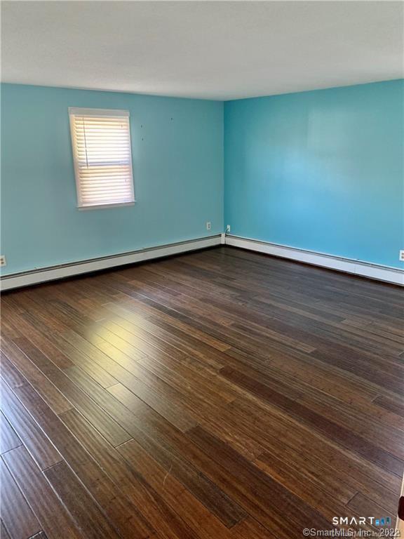 Building Photo - 121 Rockledge Dr