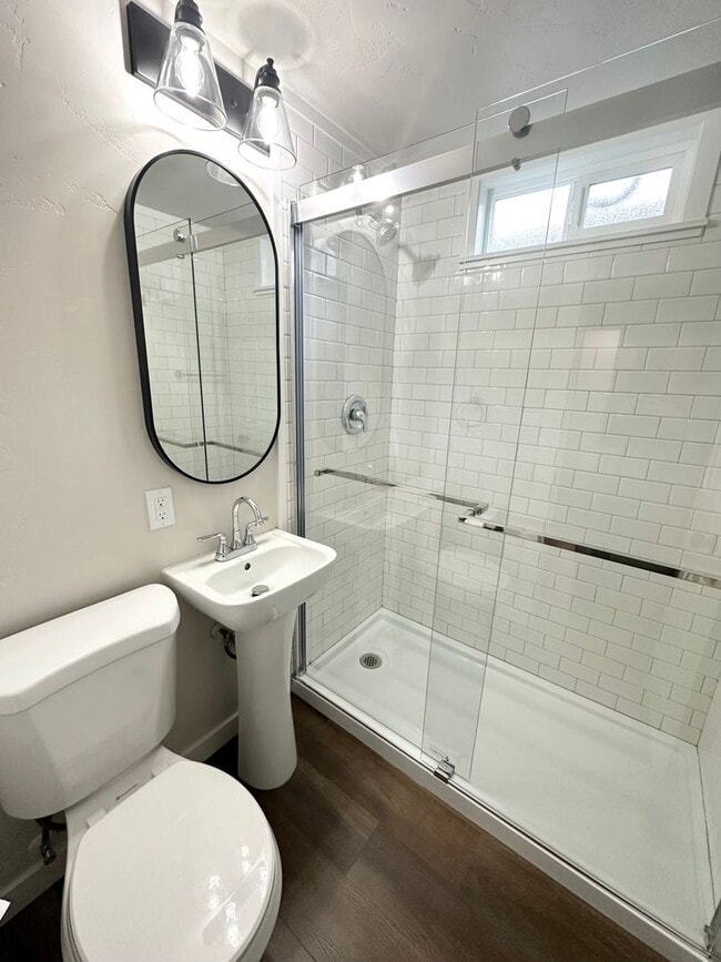 Building Photo - Rent with confidence! Across the street from College of Idaho!