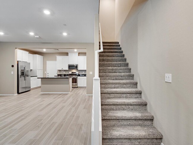 Building Photo - 21 Alamere Falls Dr