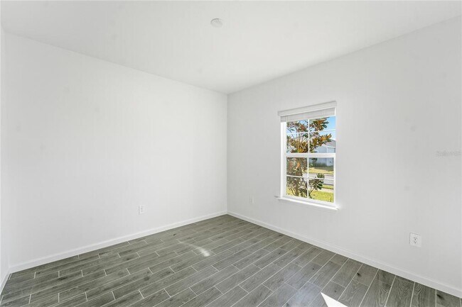 Building Photo - 6680 SW 89th Loop