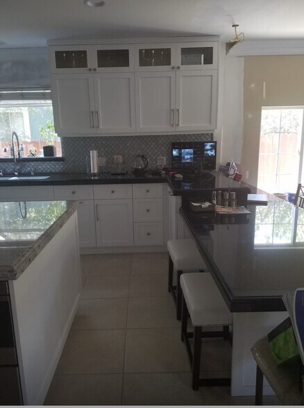 Building Photo - 12147 Miranda St