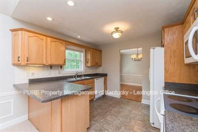 Building Photo - 3019 Emily Ct