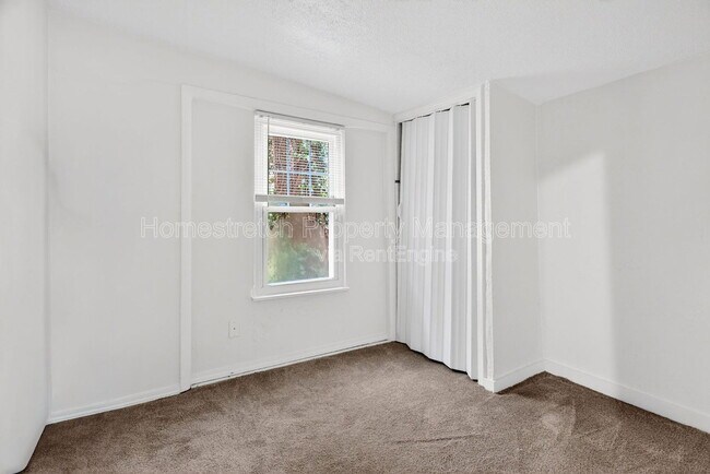 Building Photo - 2008 Kappel Dr