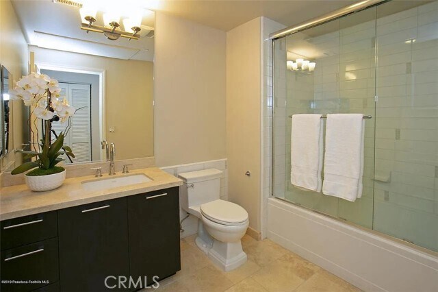 Building Photo - 511 Caruso Ave