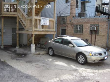 Building Photo - 2825 N Lincoln Ave